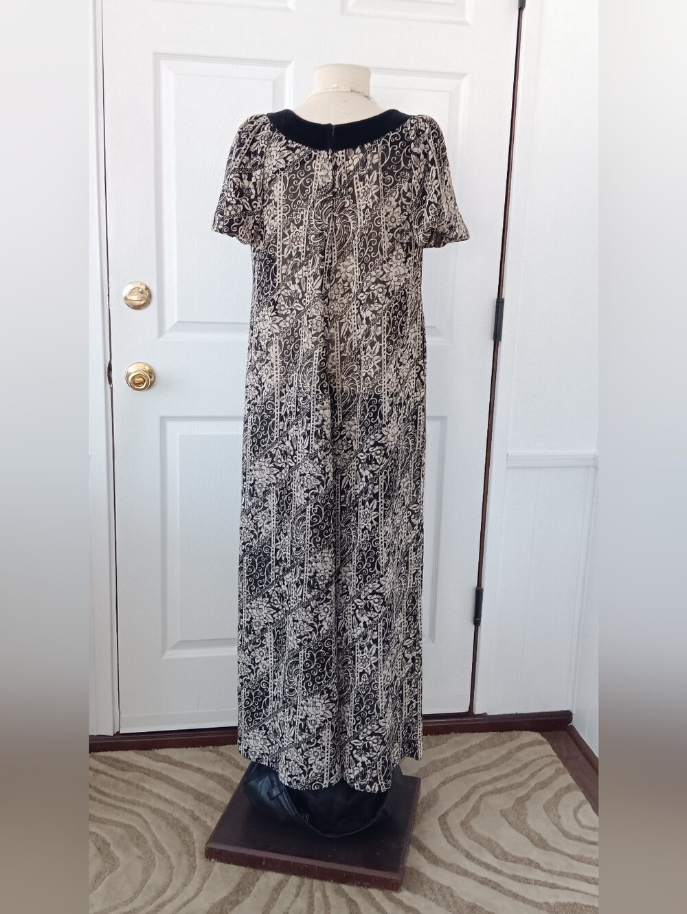 Vintage Liberty House Hawaiian Maxi Dress - Picture 6 of 9